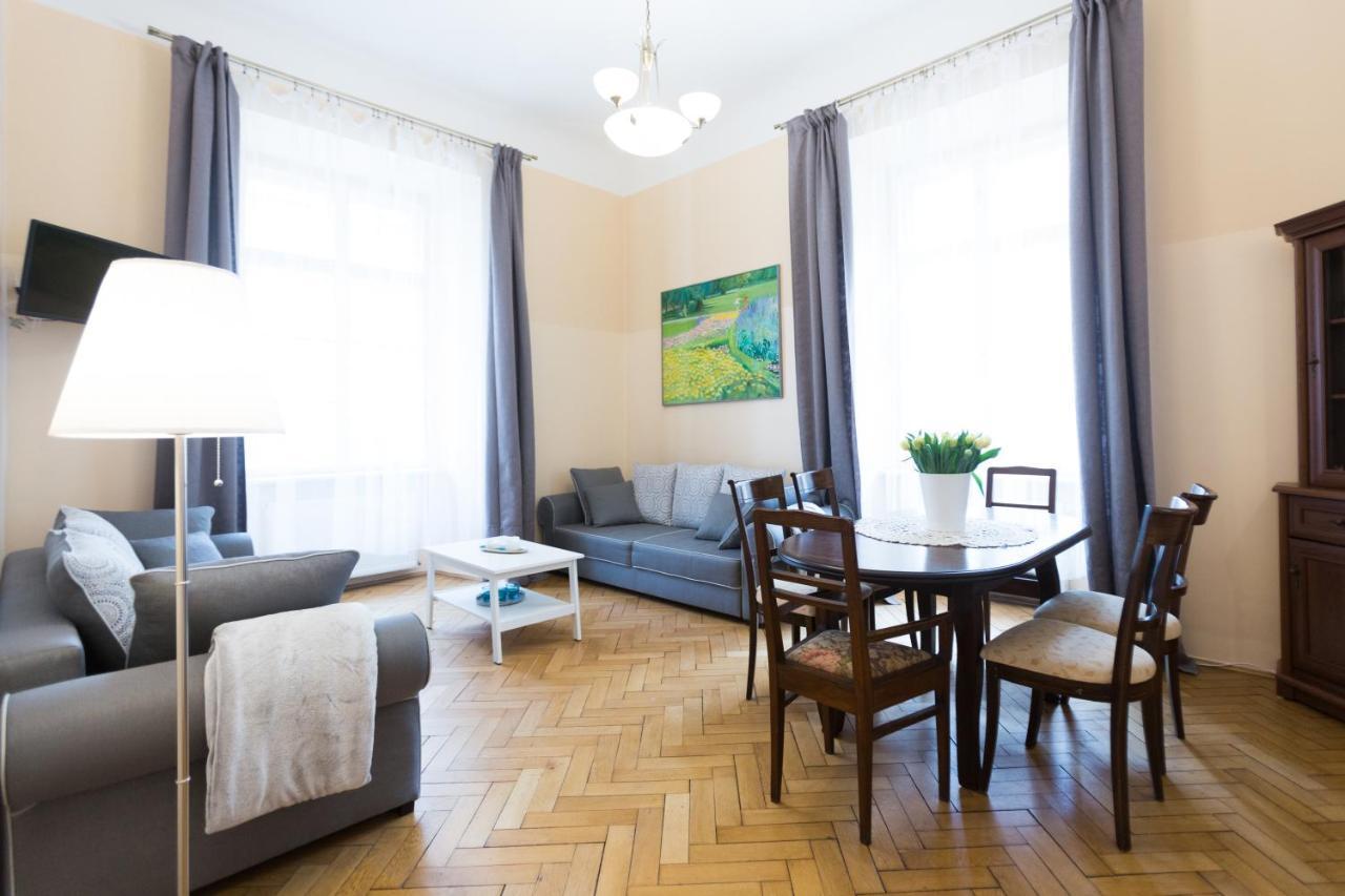 Apartments Roman Krakau