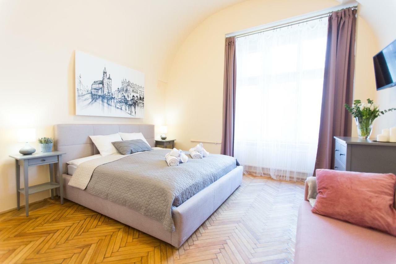 Apartments Roman Krakau